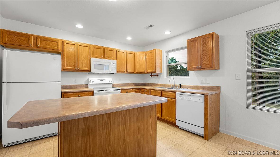 Camdenton, MO 65020,295 Primrose LN