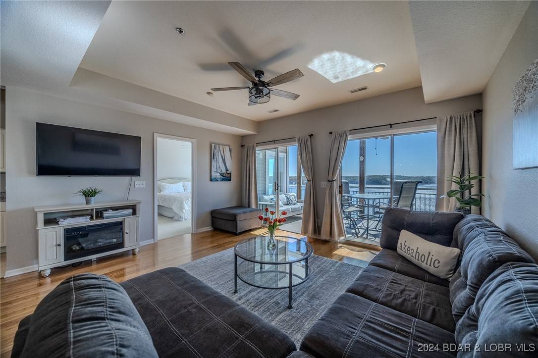 Lake Ozark, MO 65049,16 Palisades Lakeview DR #1B