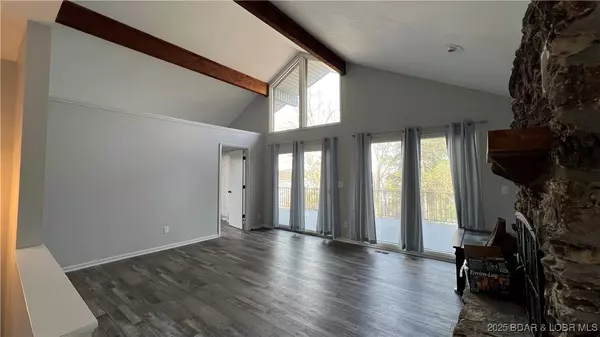 Gravois Mills, MO 65037,28960 Gibson PT W