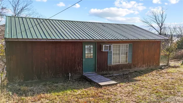 Stover, MO 65078,5906 Azelea LN