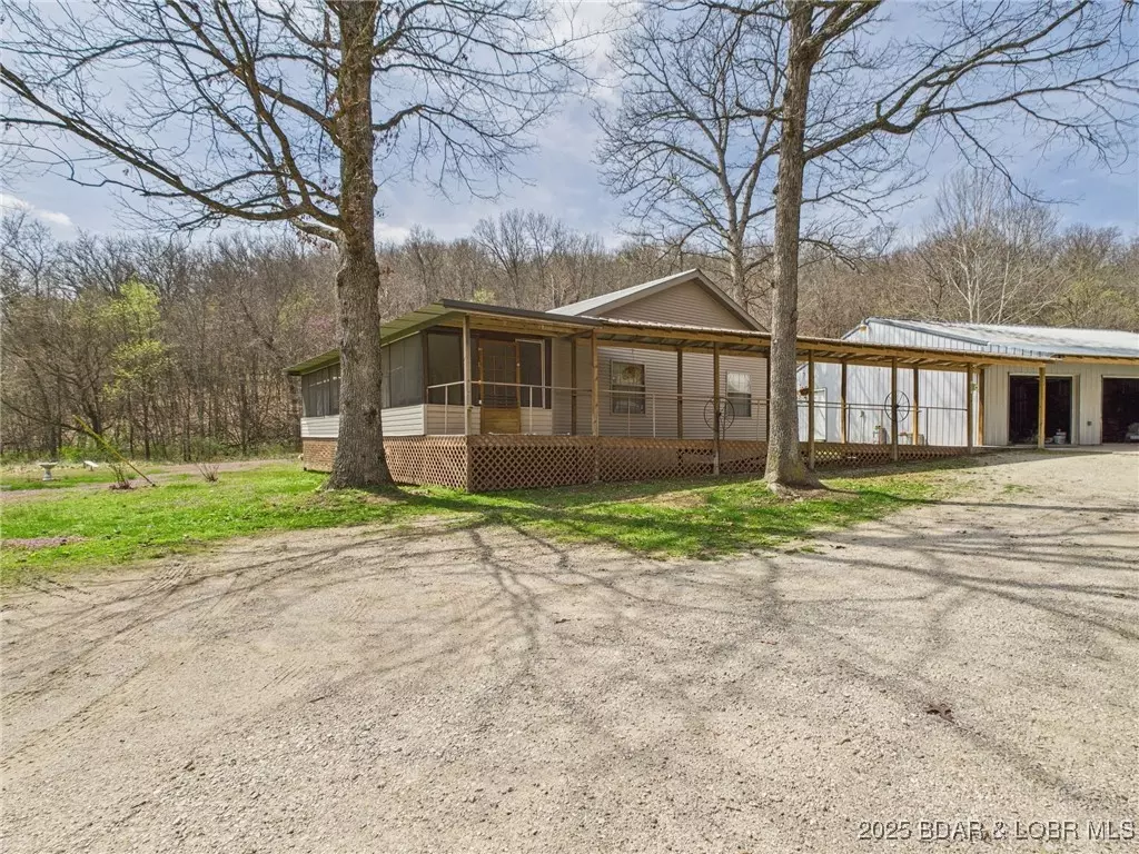 Crocker, MO 65452,18885 Bobcat RD