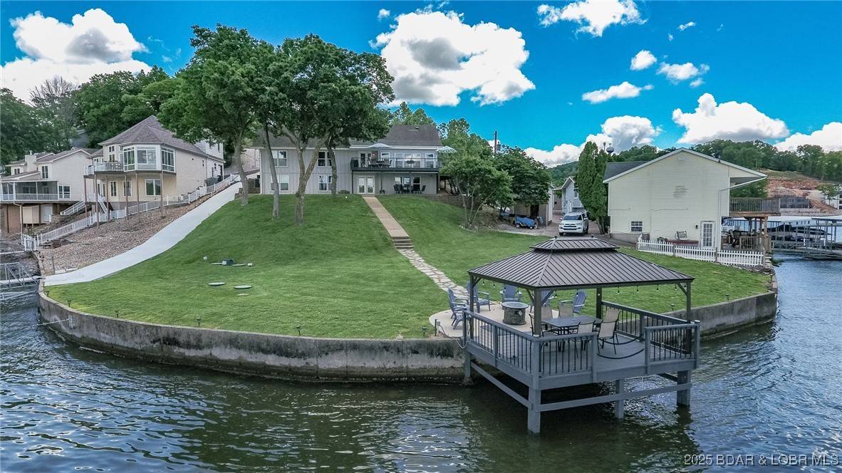 34 Ginger PT, Lake Ozark, MO 65049