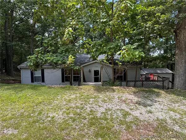 1389 Chimney PT, Sunrise Beach, MO 65079