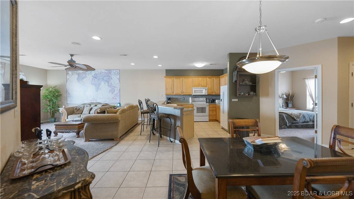 Osage Beach, MO 65065,1230 Lands End Pkwy #304