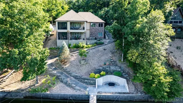 87 Glenmeadows CT, Linn Creek, MO 65052