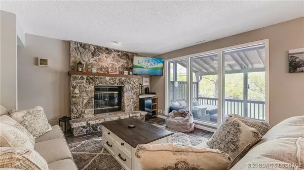 5676 Rockwood CT, Osage Beach, MO 65065