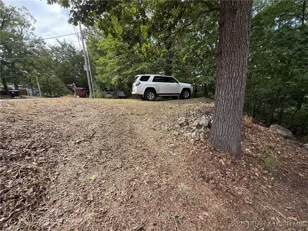 Linn Creek, MO 65052,135 Winter Wood LOOP