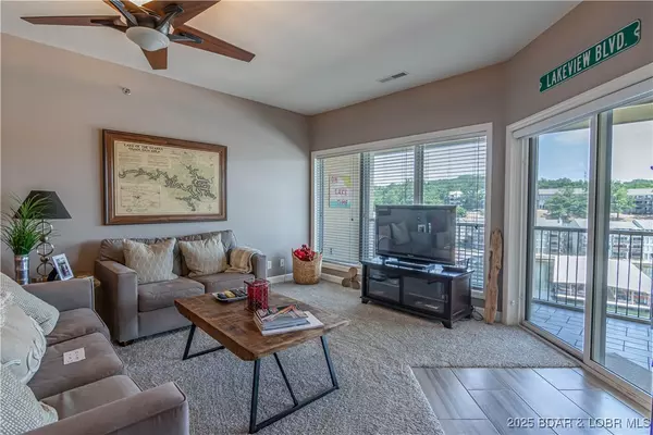 Lake Ozark, MO 65049,349 Bristol Bay DR #4B