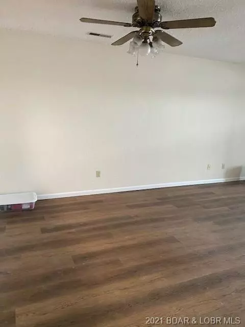 Lake Ozark, MO 65049,89 Wood Crest Drive #1d