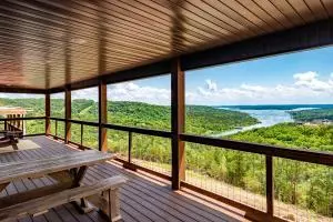 Indian Point, MO 65616,58 Shellie Lane