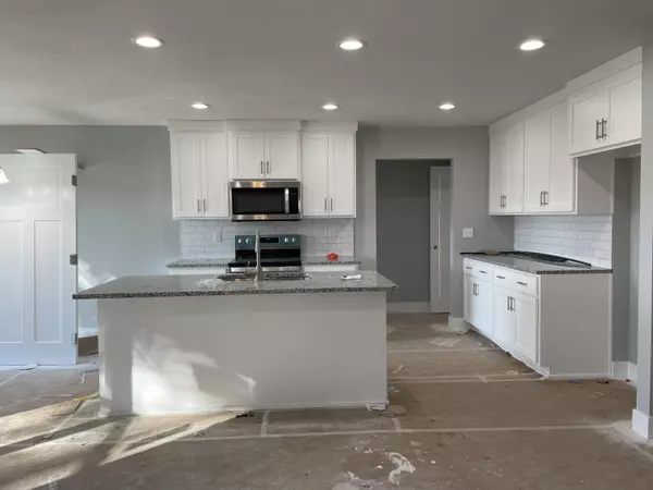 Ozark, MO 65721,2123 Bull Run Road