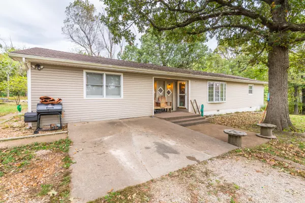 Buffalo, MO 65622,477 Red Top Road