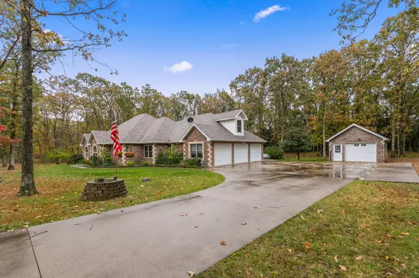 Bolivar, MO 65613,1188 E 412th Road