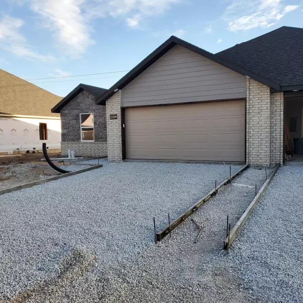 Ozark, MO 65721,2208 W Athens