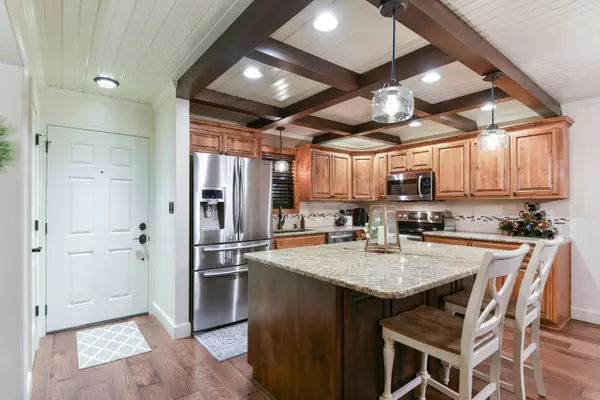 Kimberling City, MO 65686,348 Port Drive #4