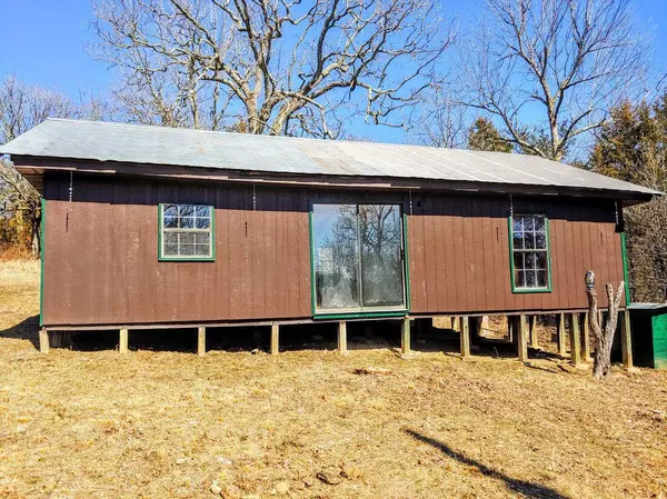 Gainesville, MO 65655,3108 County Road 153