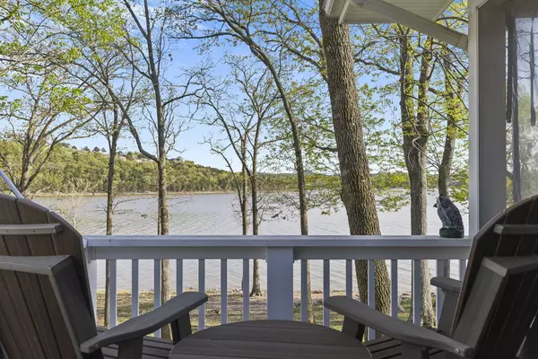 Shell Knob, MO 65747,138 Bluff Lane