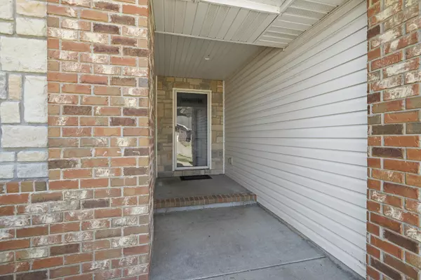 Ozark, MO 65721,1913 S Oriole Court