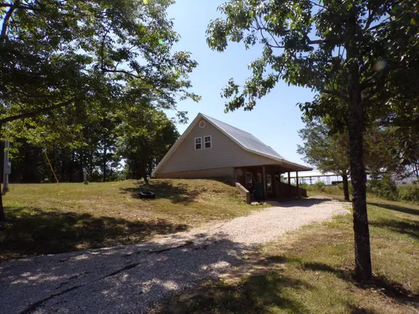 Birch Tree, MO 65438,9220 Charles Drive