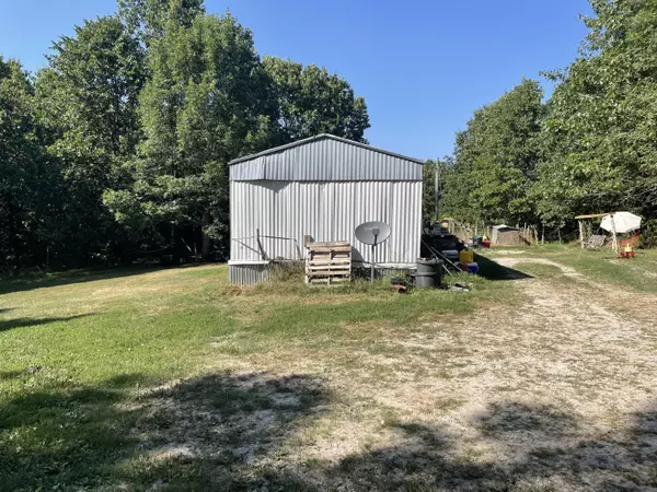 Louisburg, MO 65685,3397 S 240th Road