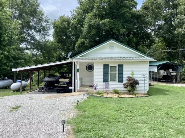 Theodosia, MO 65761,131 County Road 661d
