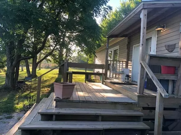 Golden City, MO 64748,746 SE 60th Road