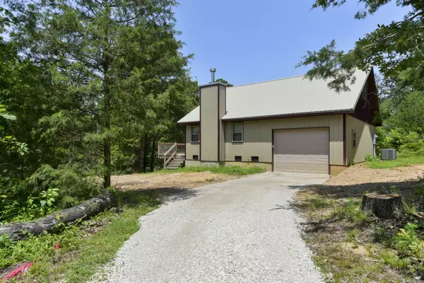 Dadeville, MO 65635,805 E Dade 52