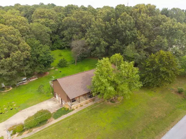 Harrison, AR 72601,5365 Sand Flat Road