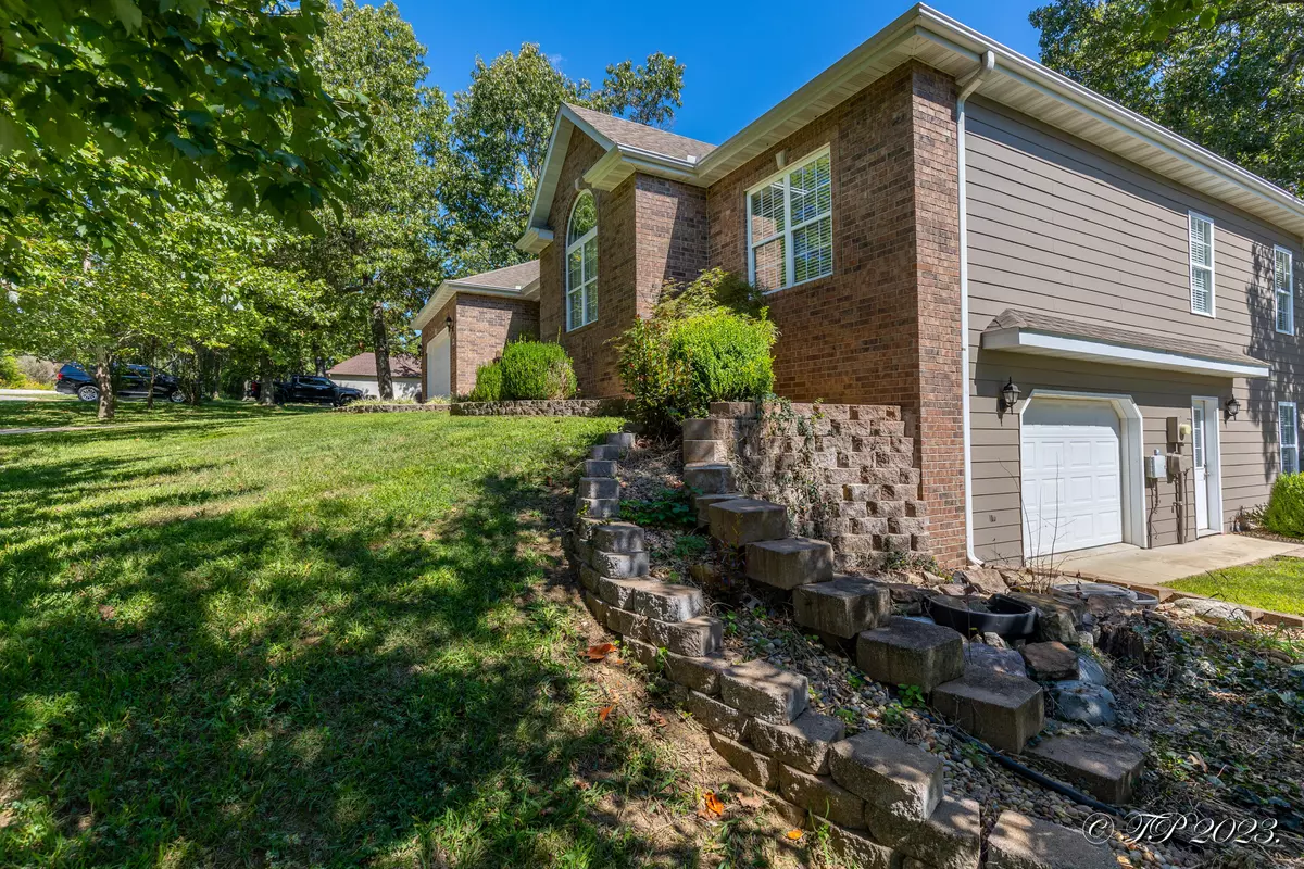 West Plains, MO 65775,408 Remington Drive