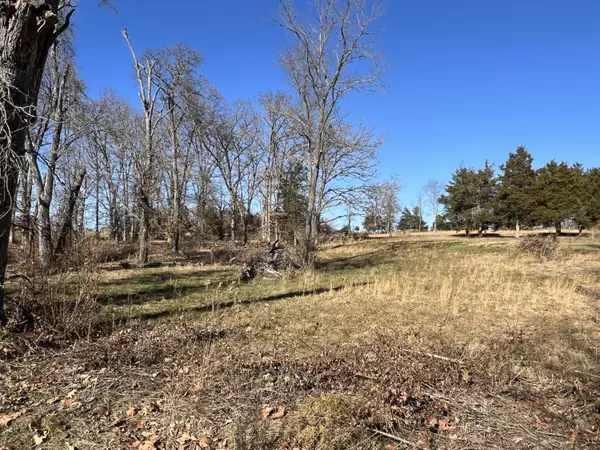Willow Springs, MO 65793,6 S Center Street