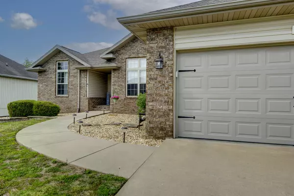 Springfield, MO 65803,305 E Katie Drive