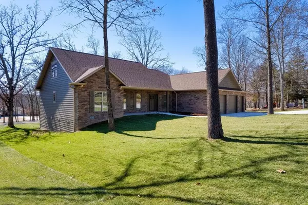 21942 Mill Creek Circle, Shell Knob, MO 65747