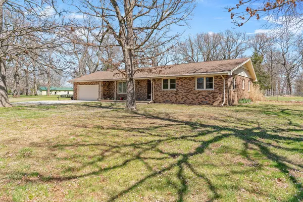 Springfield, MO 65803,5994 N Farm Road 171