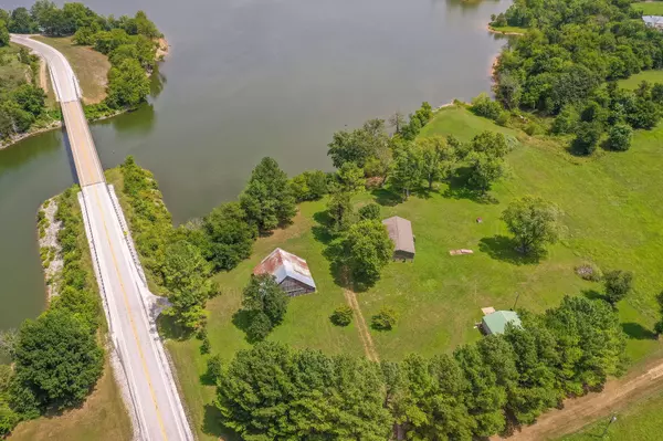 Green Forest, AR 72638,14889 Highway 311