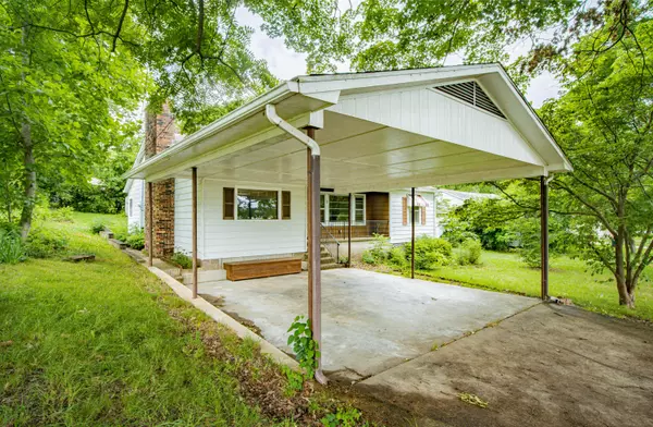 Harrison, AR 72601,802 N Pine Street