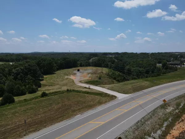 Branson West, MO 65737,19218 State Highway 13