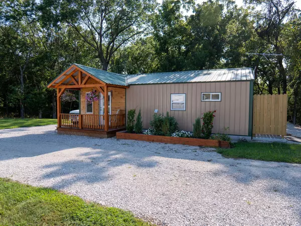 Fair Play, MO 65649,20045 E 1900th Road