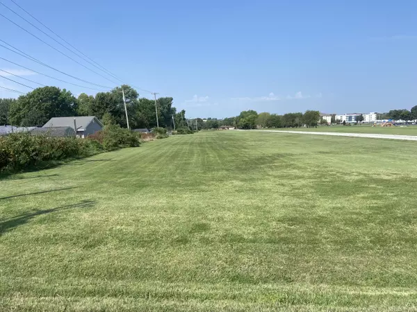 2750 N Barnes Avenue, Springfield, MO 65803