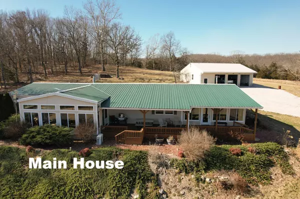 2351-2353 Severs Road, Seymour, MO 65746