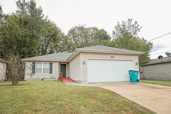 212 N Westport Avenue, Springfield, MO 65802