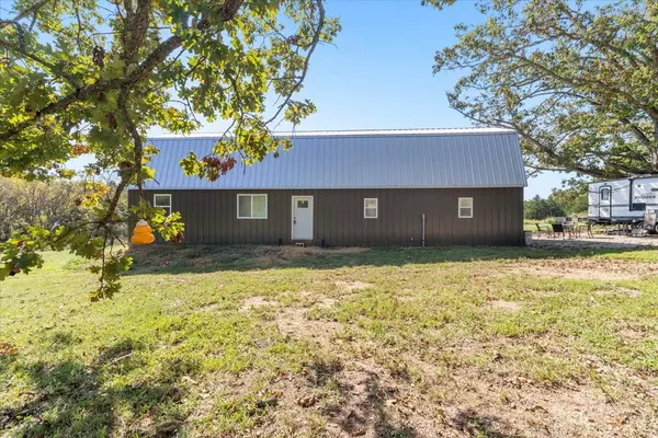 8878 County Road 1740, Peace Valley, MO 65788