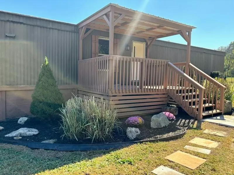 349 Howell Drive, Taneyville, MO 65759