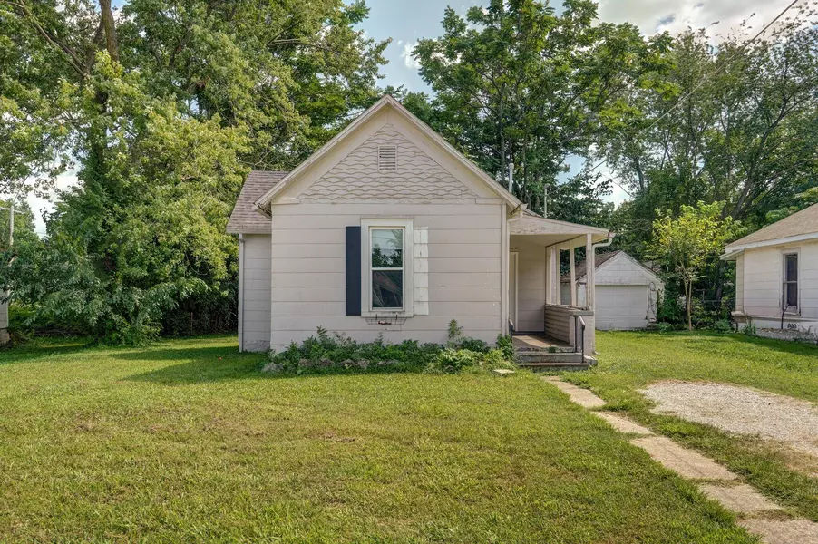 1452 E Florida Street, Springfield, MO 65803