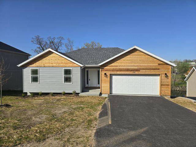 Branson, MO 65616,220 East Sunset Cove