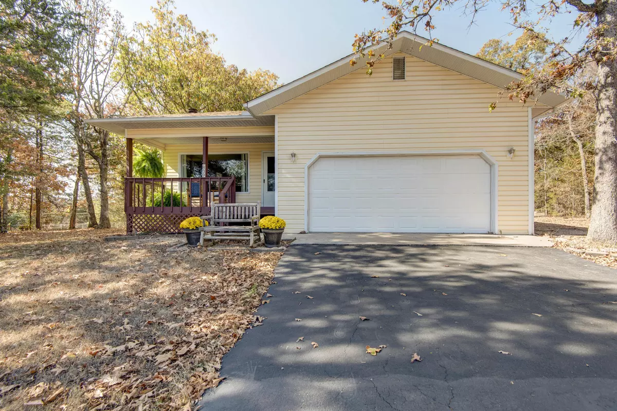 Branson West, MO 65737,839 Lake Bluff Drive