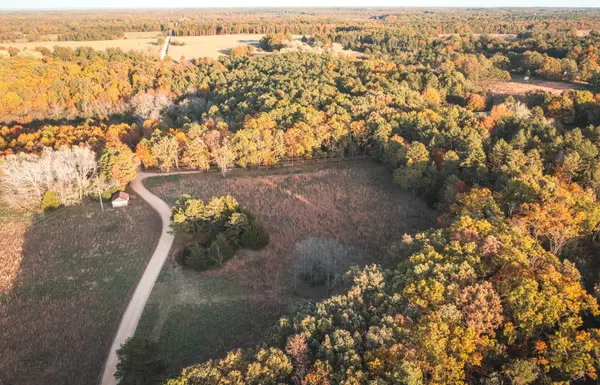 Hartshorn, MO 65479,22285 Golden Springs Road