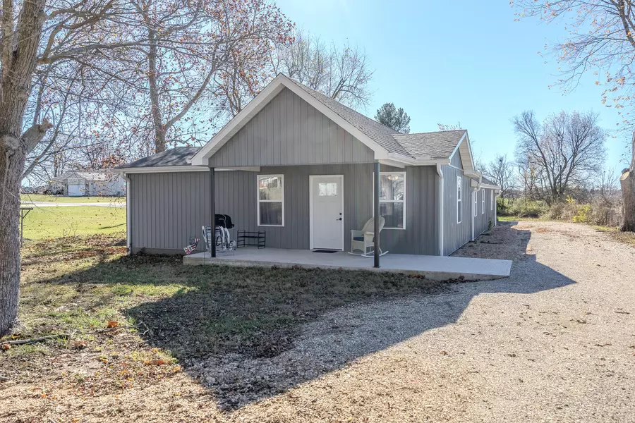 538 W Mack Road, Seymour, MO 65746