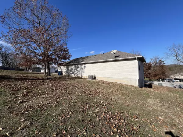 Reeds Spring, MO 65737,66 Celebration Drive