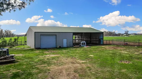 Anderson, MO 64831,188 Lonestar Road