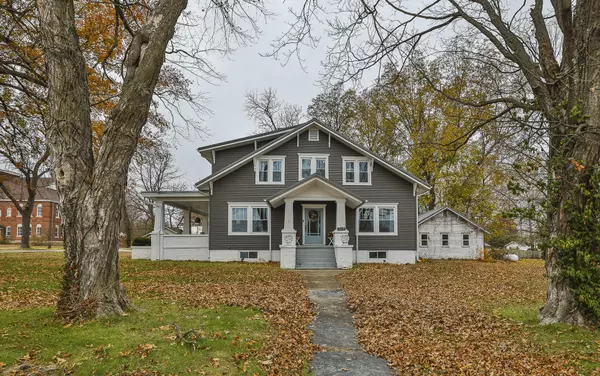 Bolivar, MO 65613,429 N Main Avenue